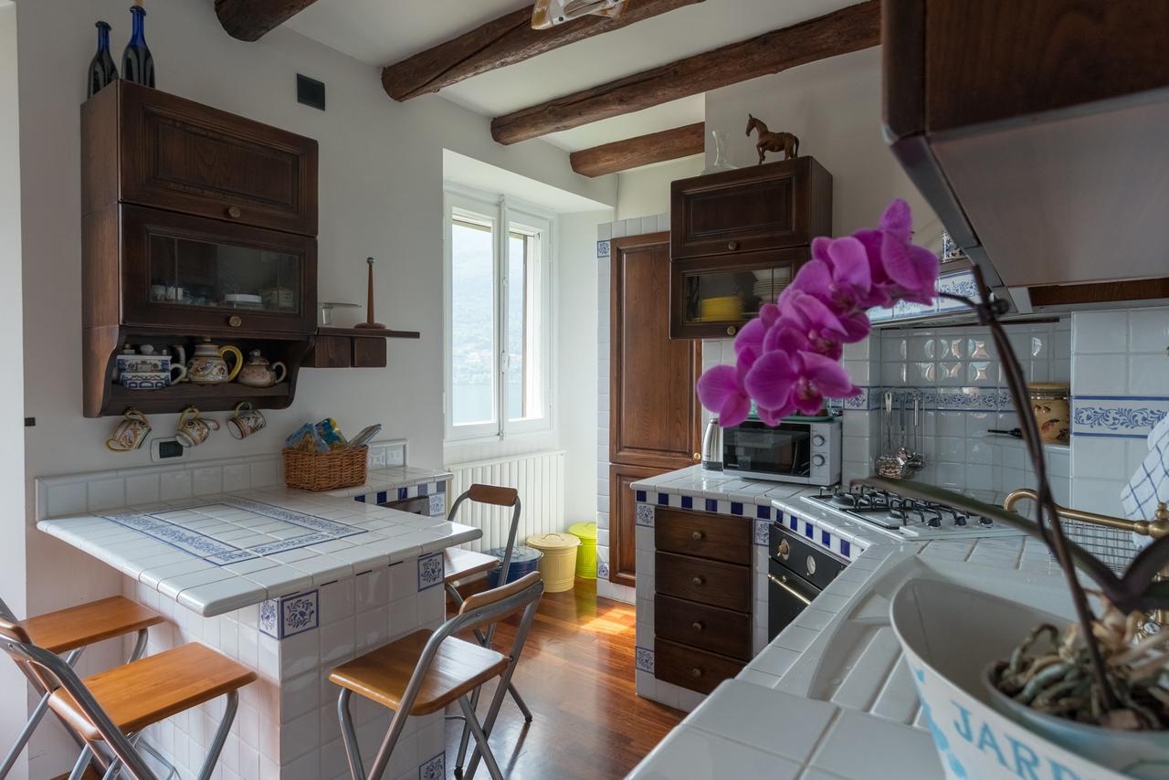 Appartement Una Terrazza Da Sogno By Rent All Como à Carate Urio Extérieur photo
