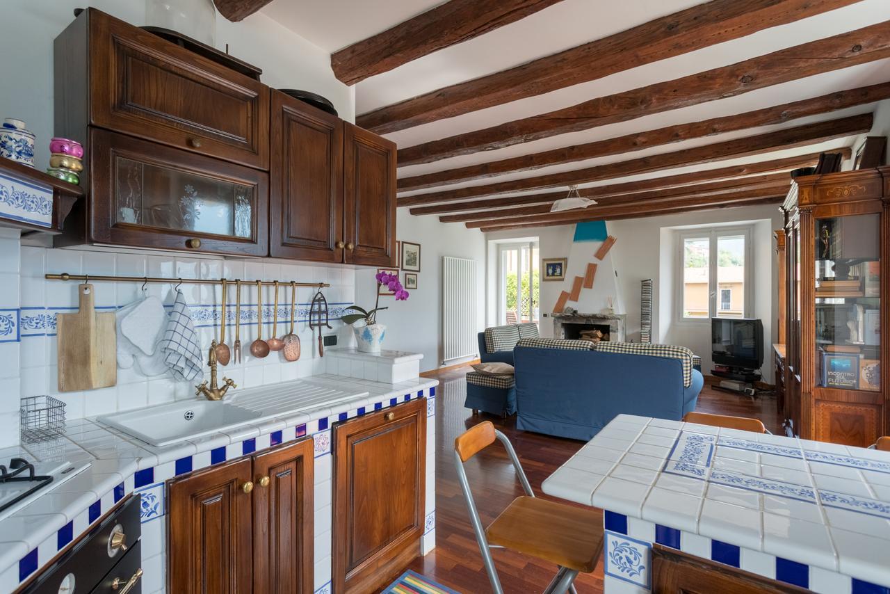 Appartement Una Terrazza Da Sogno By Rent All Como à Carate Urio Extérieur photo