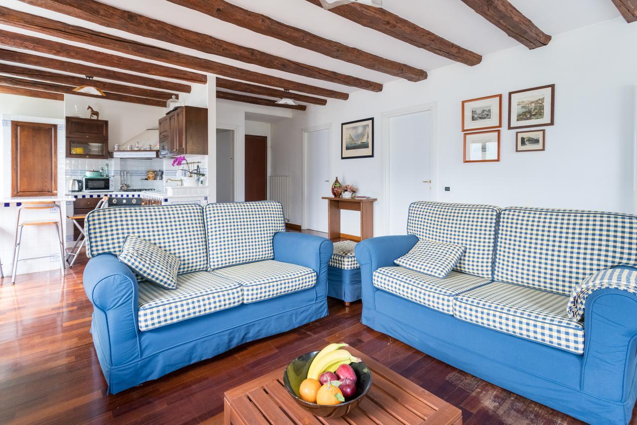 Appartement Una Terrazza Da Sogno By Rent All Como à Carate Urio Extérieur photo